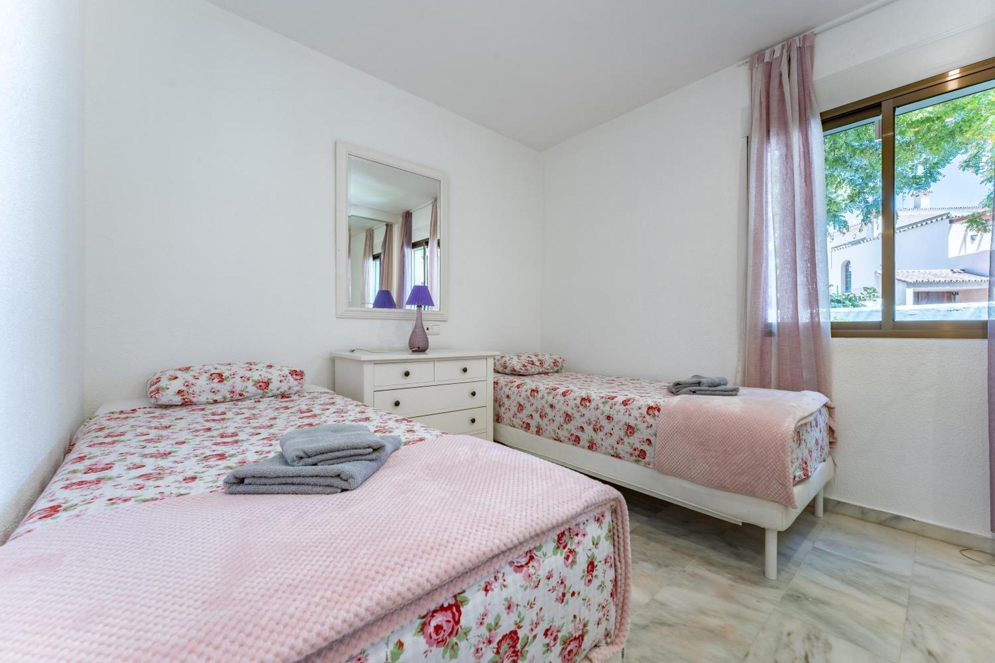 Golden Elviria Apartament *